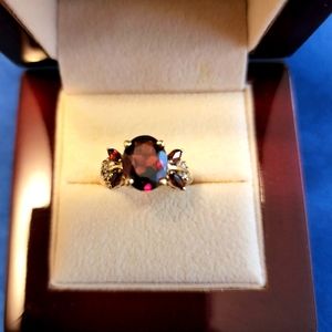 Beautiful Garnet Ring in 10k Gold